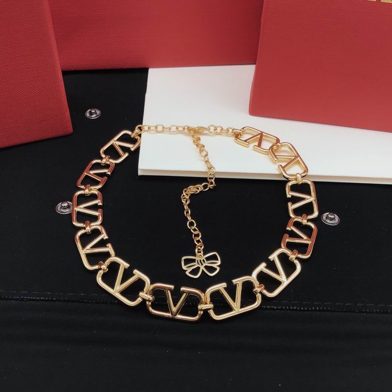 Valentino necklace 09yxq04